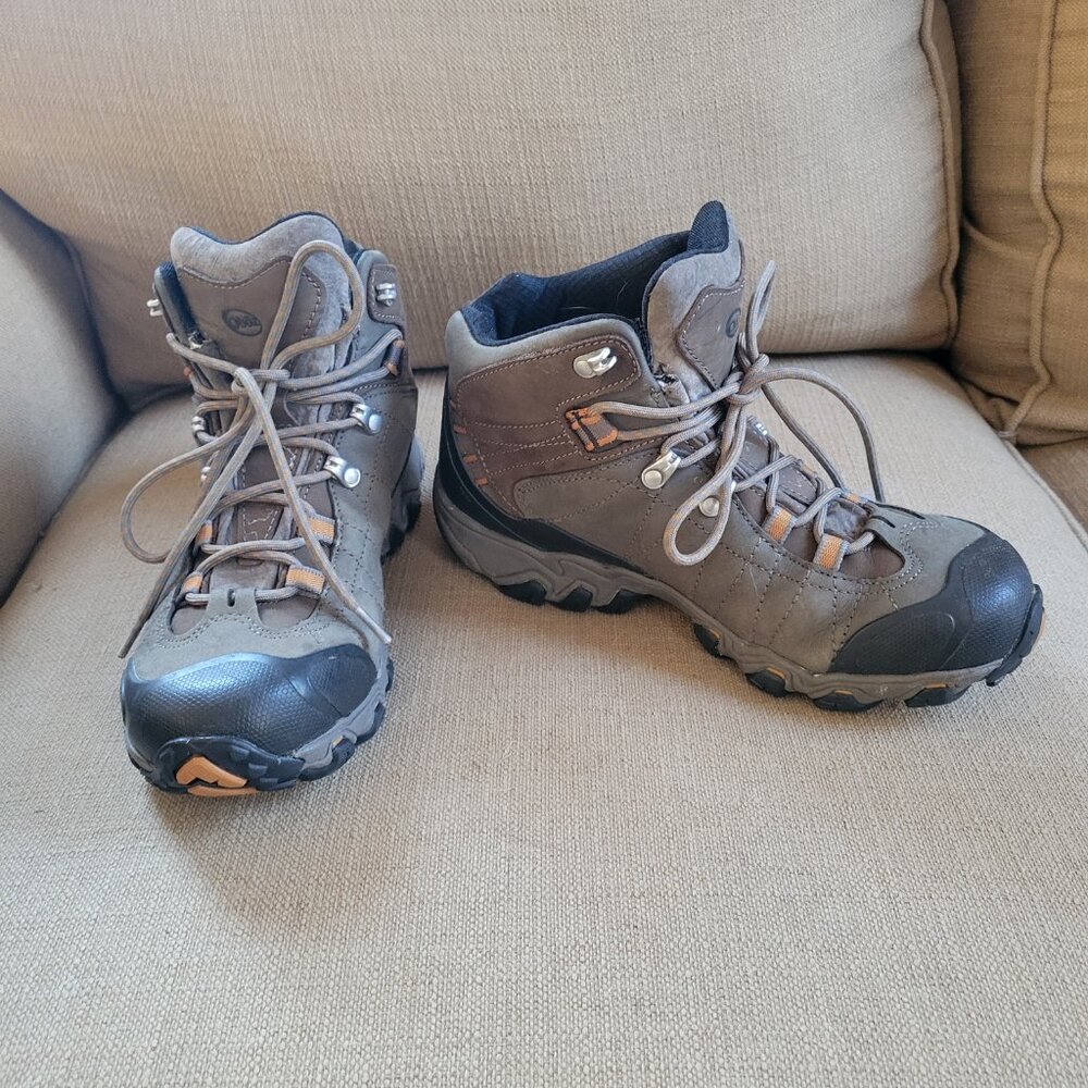 Oboz Bridger Mid Waterproof Mens Size 8 Wide. Color - Sudan